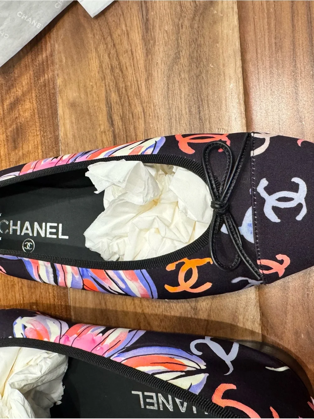 CHANEL 2024 Interlocking CC Logo Multicolor Ballet Flats 40.5 C or Wide